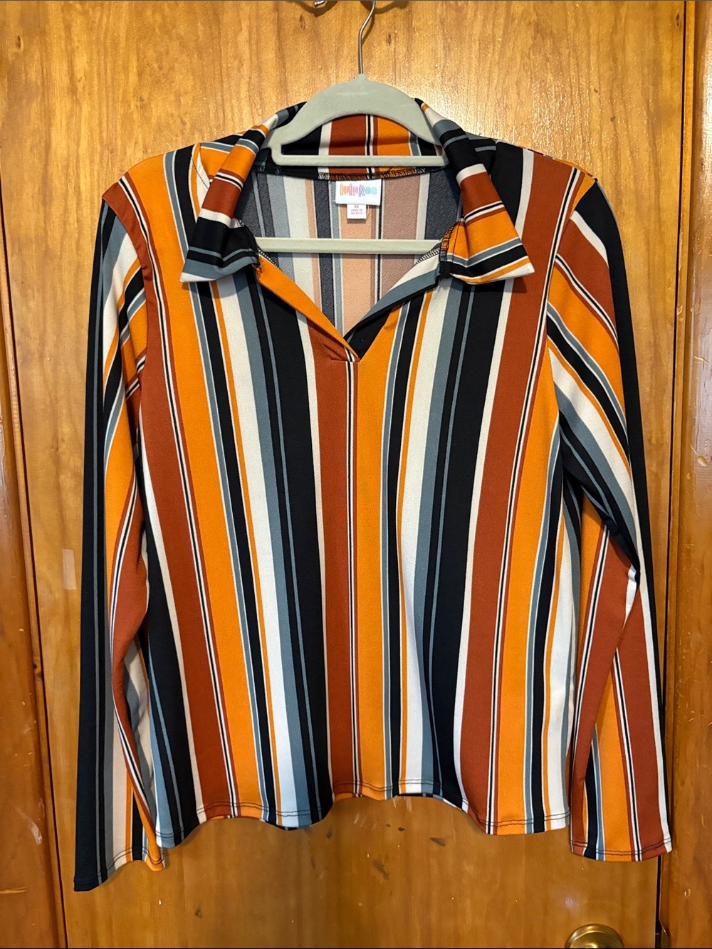 NWOT Lularoe Courtney Long-Sleeve Striped Collared Top in Rust Multi - Size M